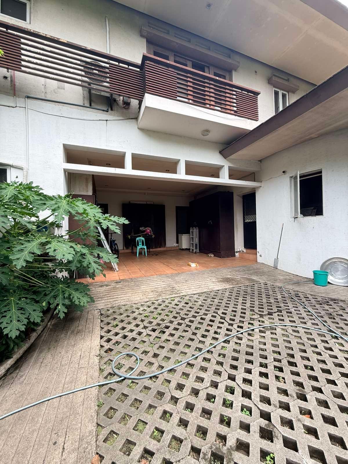 House and Lot for Sale in Manila South Woods Carmona Cavite